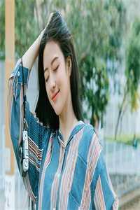 女主叫方玲的