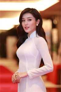 慕依依女主角